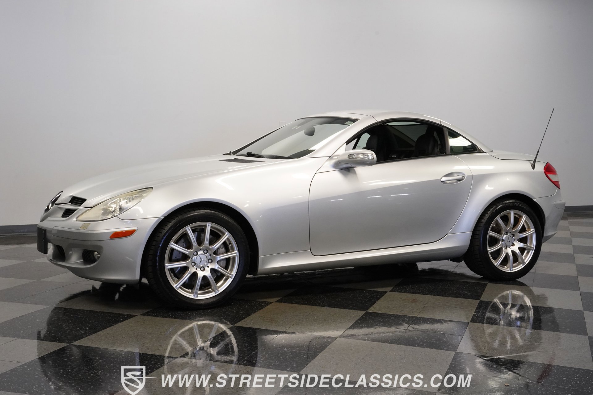 Used 2006 Mercedes-Benz SLK 350 image 6