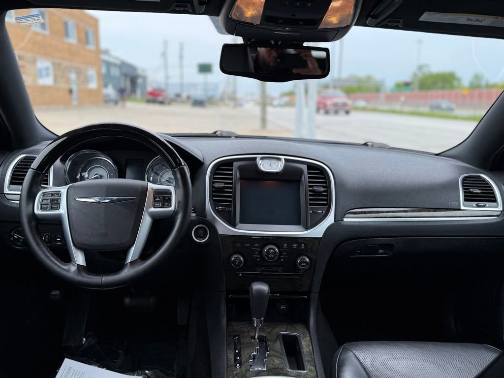 Used 2012 Chrysler 300 C AWD/4WD image 22