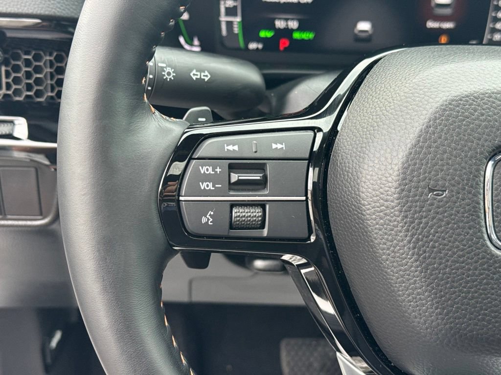 Used 2026 Honda CR-V Sport Touring image 17