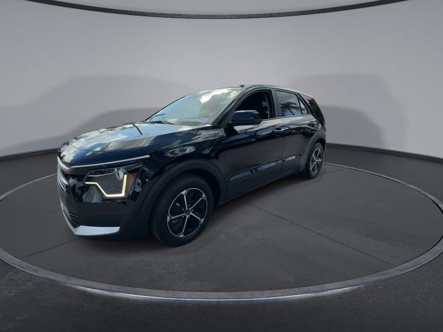 Used 2025 Kia Niro LX image 4
