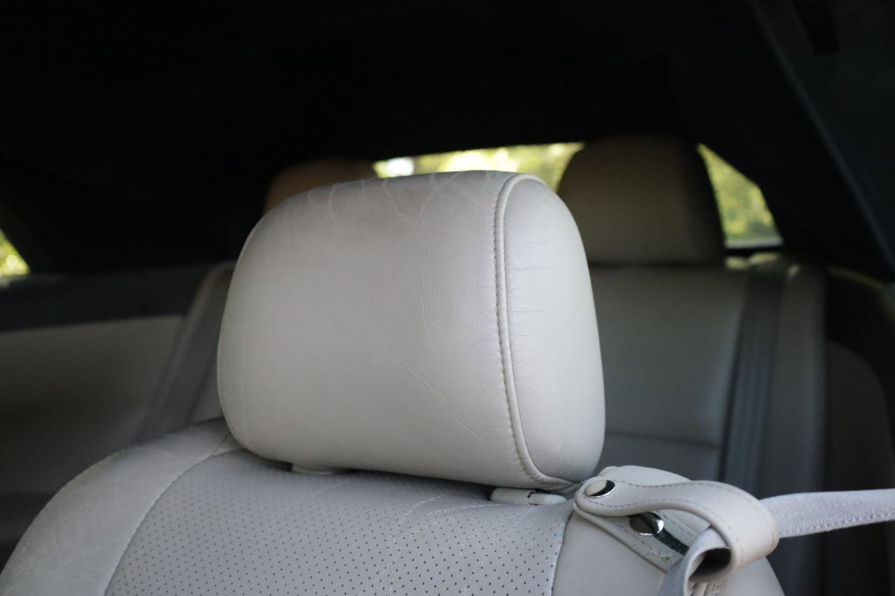 Used 2006 Toyota Solara SE FWD image 26