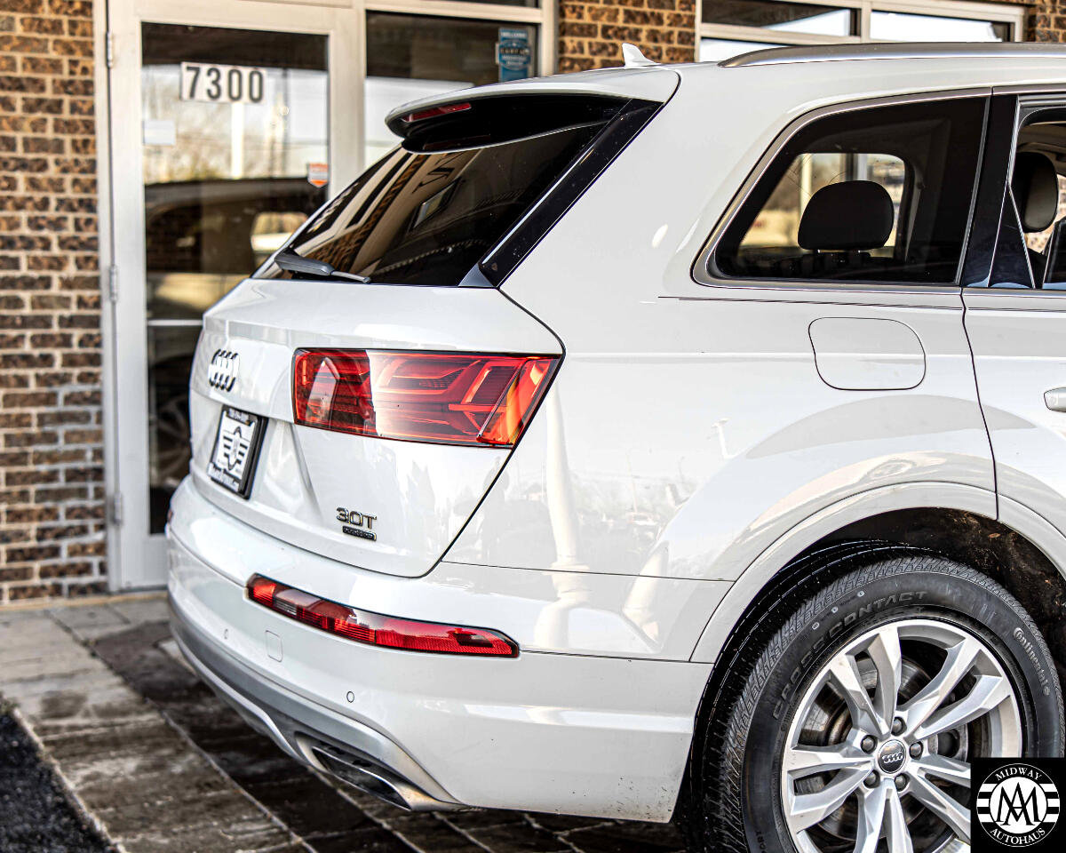 Used 2017 Audi Q7 3.0T Premium Plus image 12