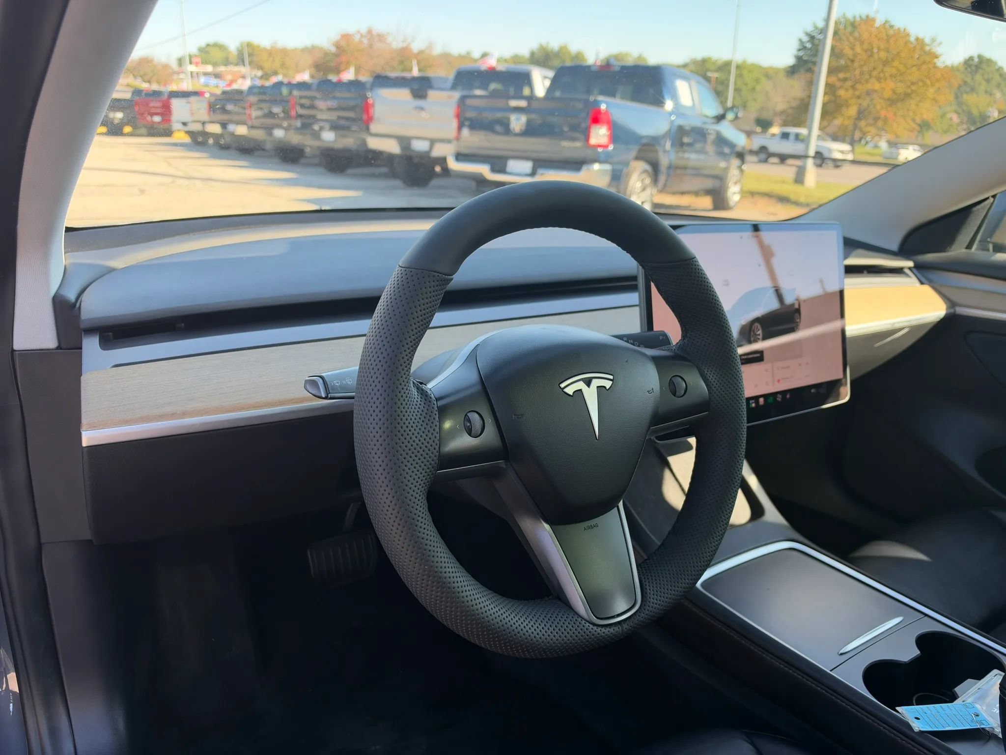 Used 2022 Tesla Model 3 Standard Range RWD image 15