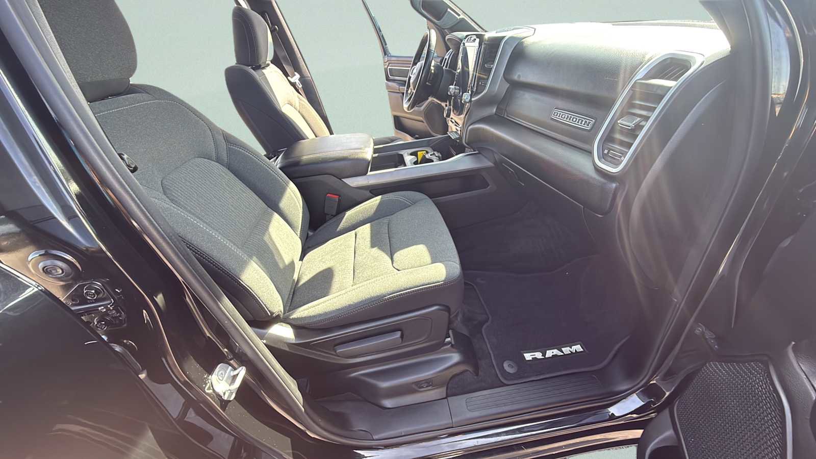 Used 2021 RAM 1500 Big Horn image 29