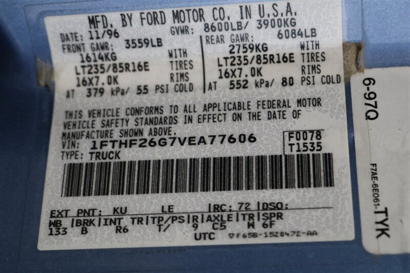 Used 1997 Ford F250 4x4 Regular Cab Heavy Duty image 90