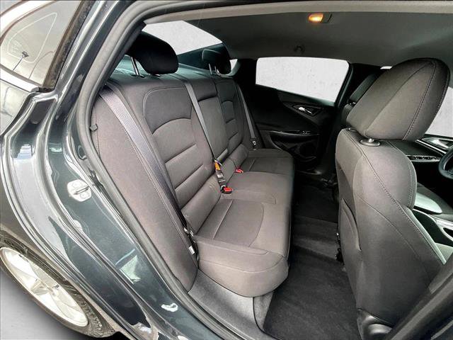 Used 2018 Chevrolet Malibu LS FWD image 28