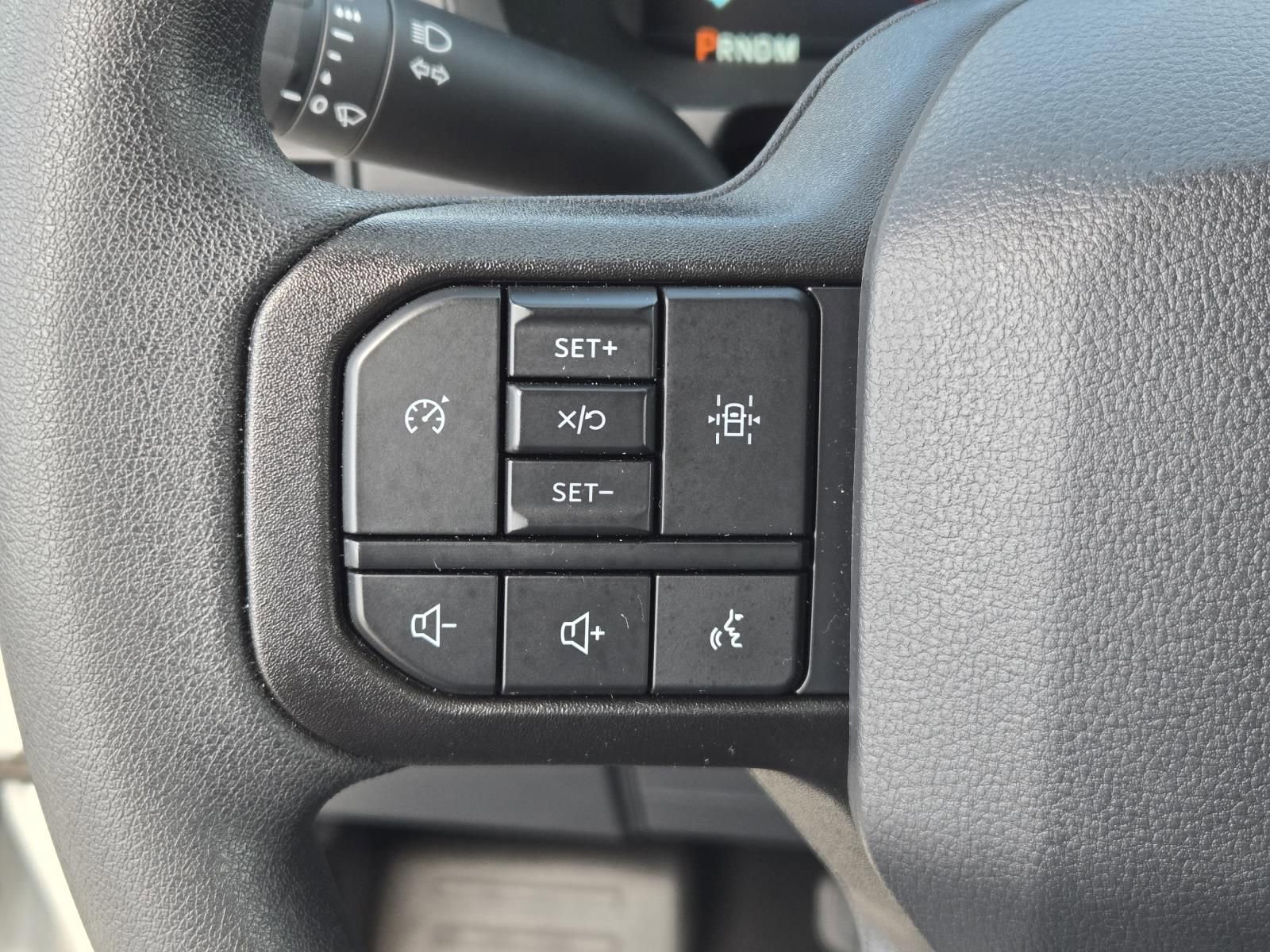 Used 2025 Ford F150 XL w/ Equipment Group 103A High RWD image 16