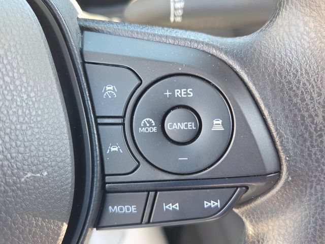 Used 2026 Toyota Corolla LE FWD image 23