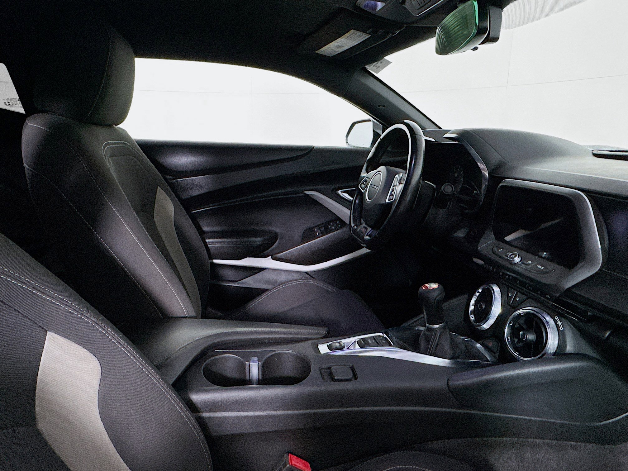 Used 2021 Chevrolet Camaro SS RWD image 24