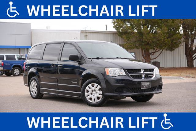 Used 2017 Dodge Grand Caravan SE w/ UConnect Hands-Free Group