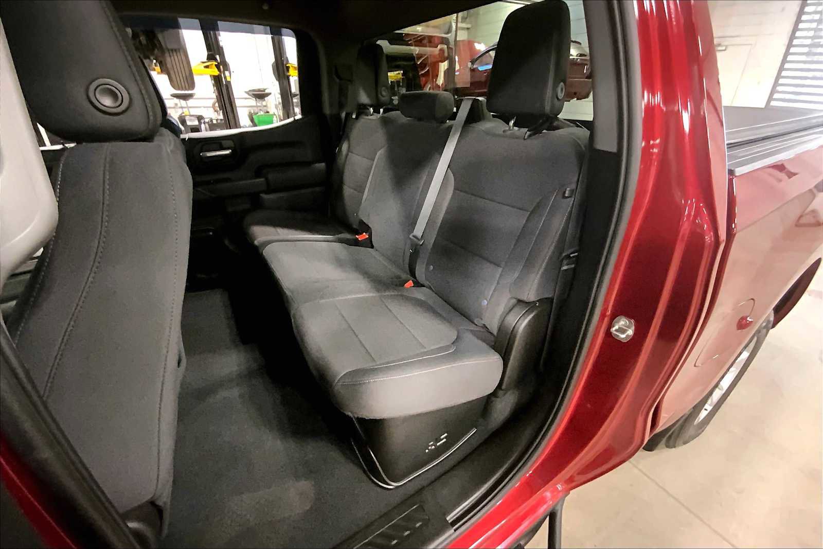 Used 2020 Chevrolet Silverado 1500 LT w/ All-Star Edition image 19