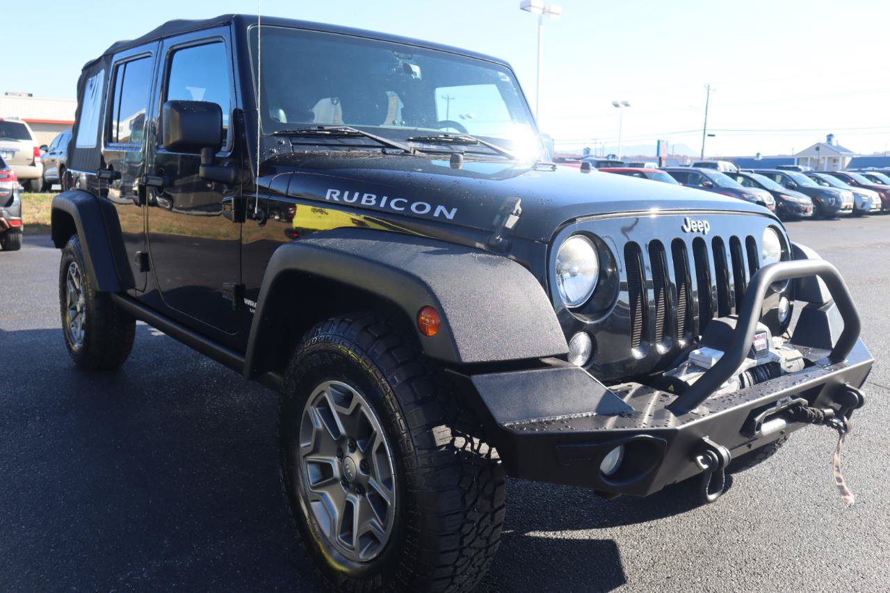 Used 2014 Jeep Wrangler Unlimited Rubicon w/ Connectivity Group AWD/4WD image 28