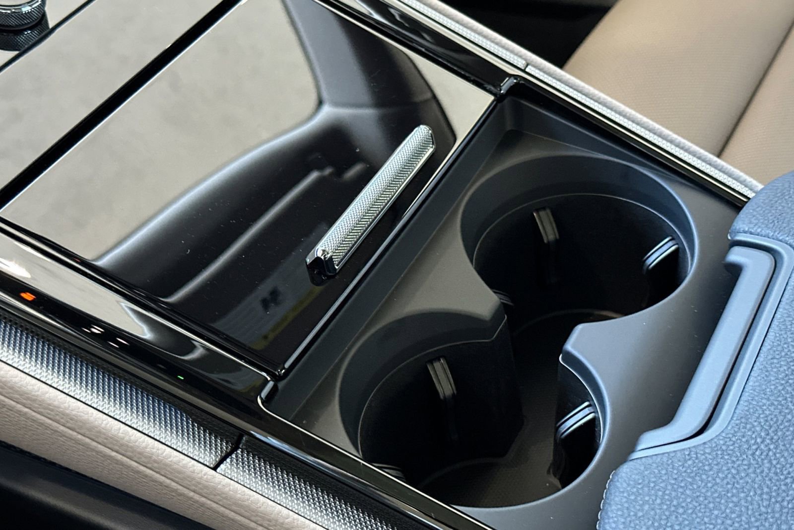 New 2026 Porsche Panamera image 25