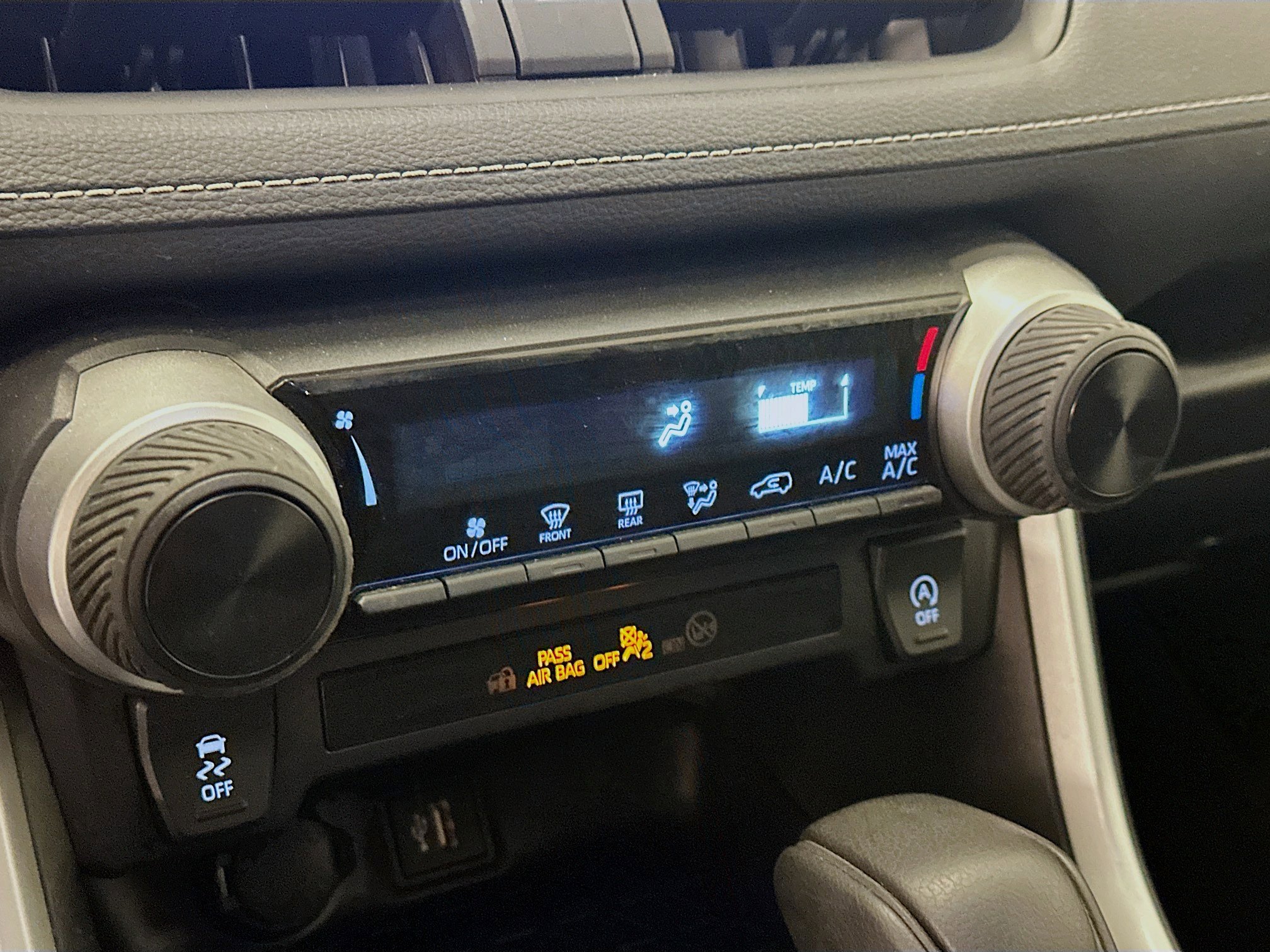 Used 2025 Toyota RAV4 LE image 24