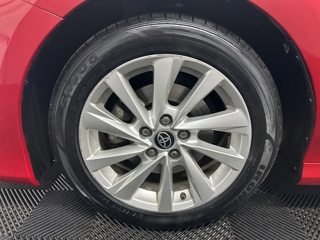 Used 2023 Toyota Camry LE image 36