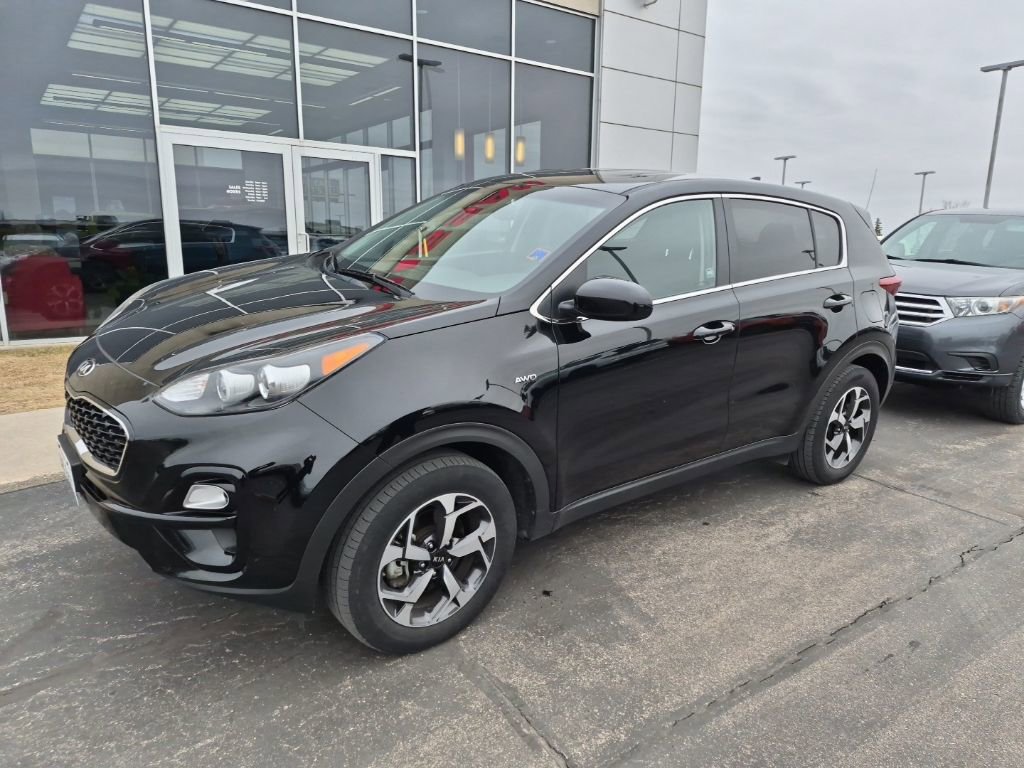 Used 2020 Kia Sportage LX image 1