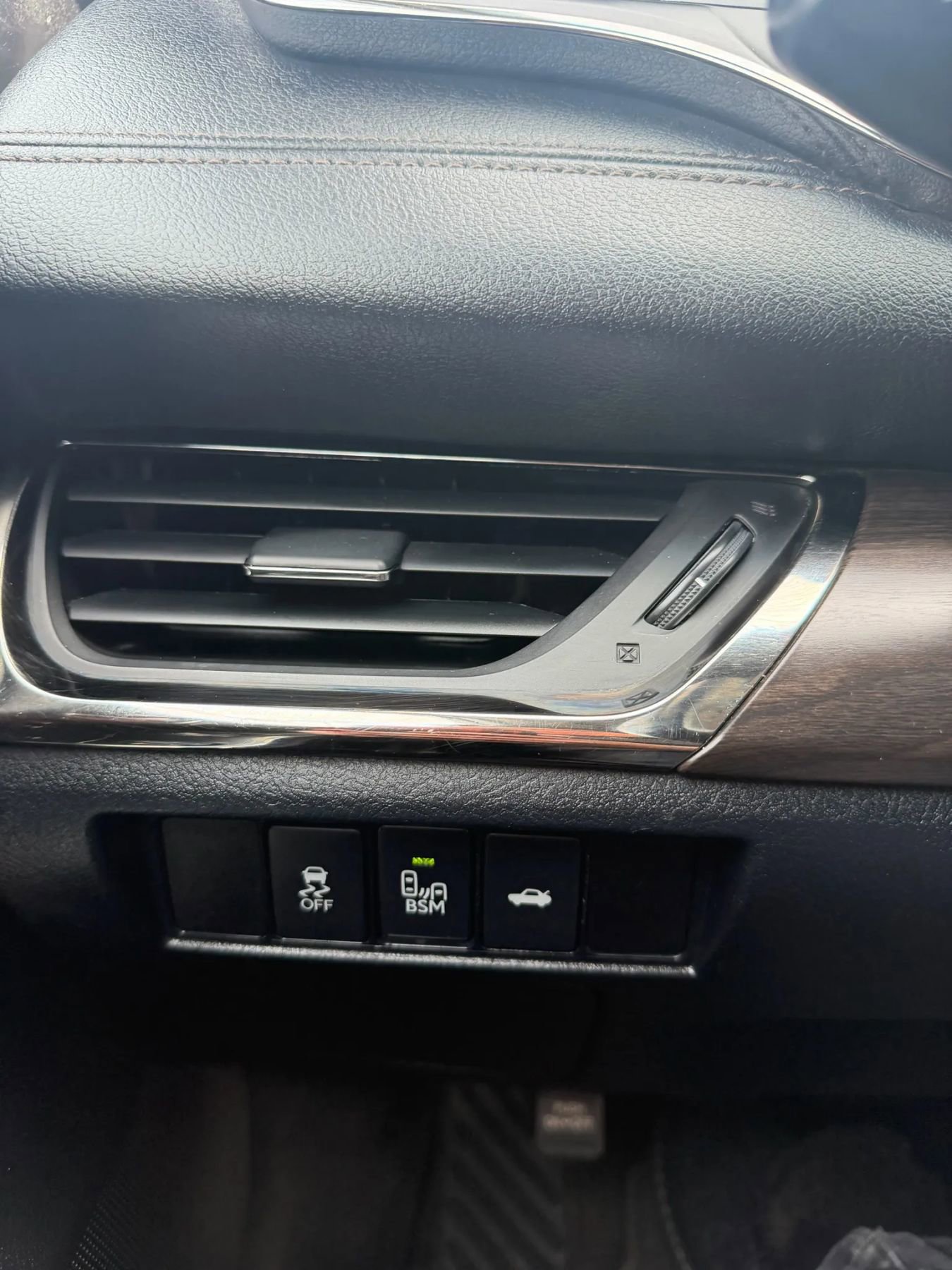 Used 2016 Toyota Avalon XLE Premium image 22