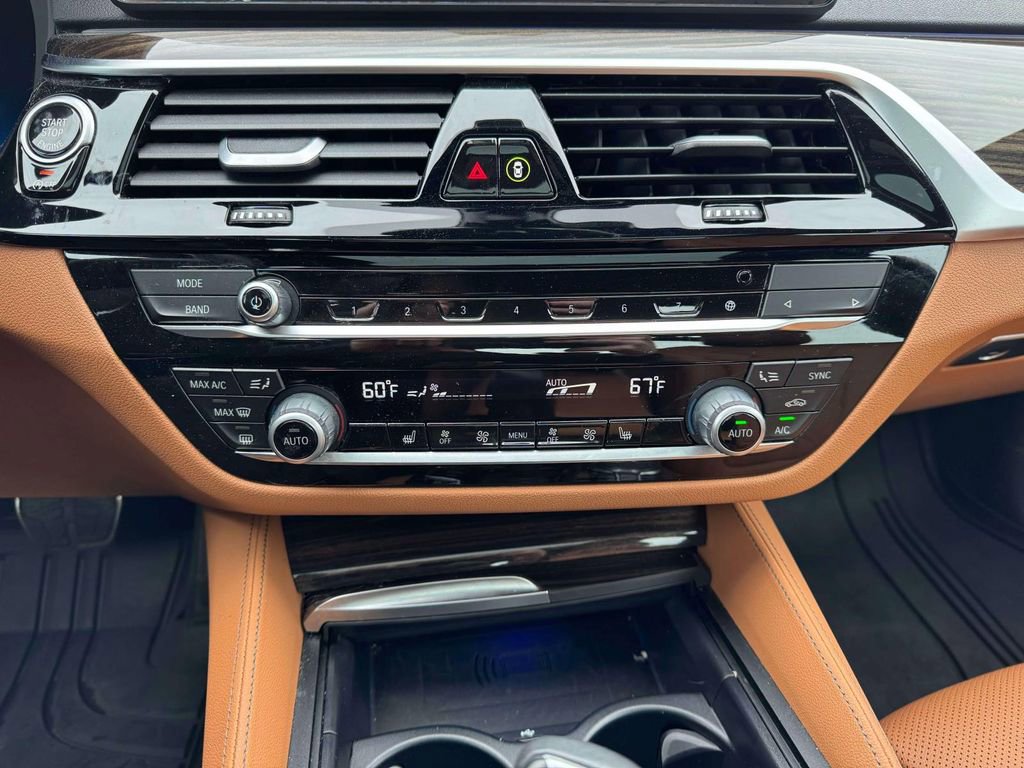 Used 2023 BMW 530i xDrive w/ M Sport Package AWD/4WD image 32