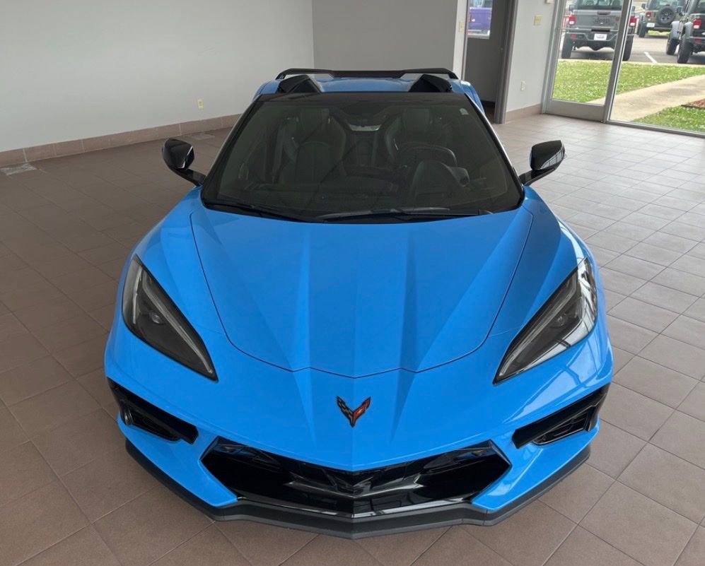 Used 2020 Chevrolet Corvette Stingray Preferred Conv w/ 2LT Preferred Equipment Group RWD image 28