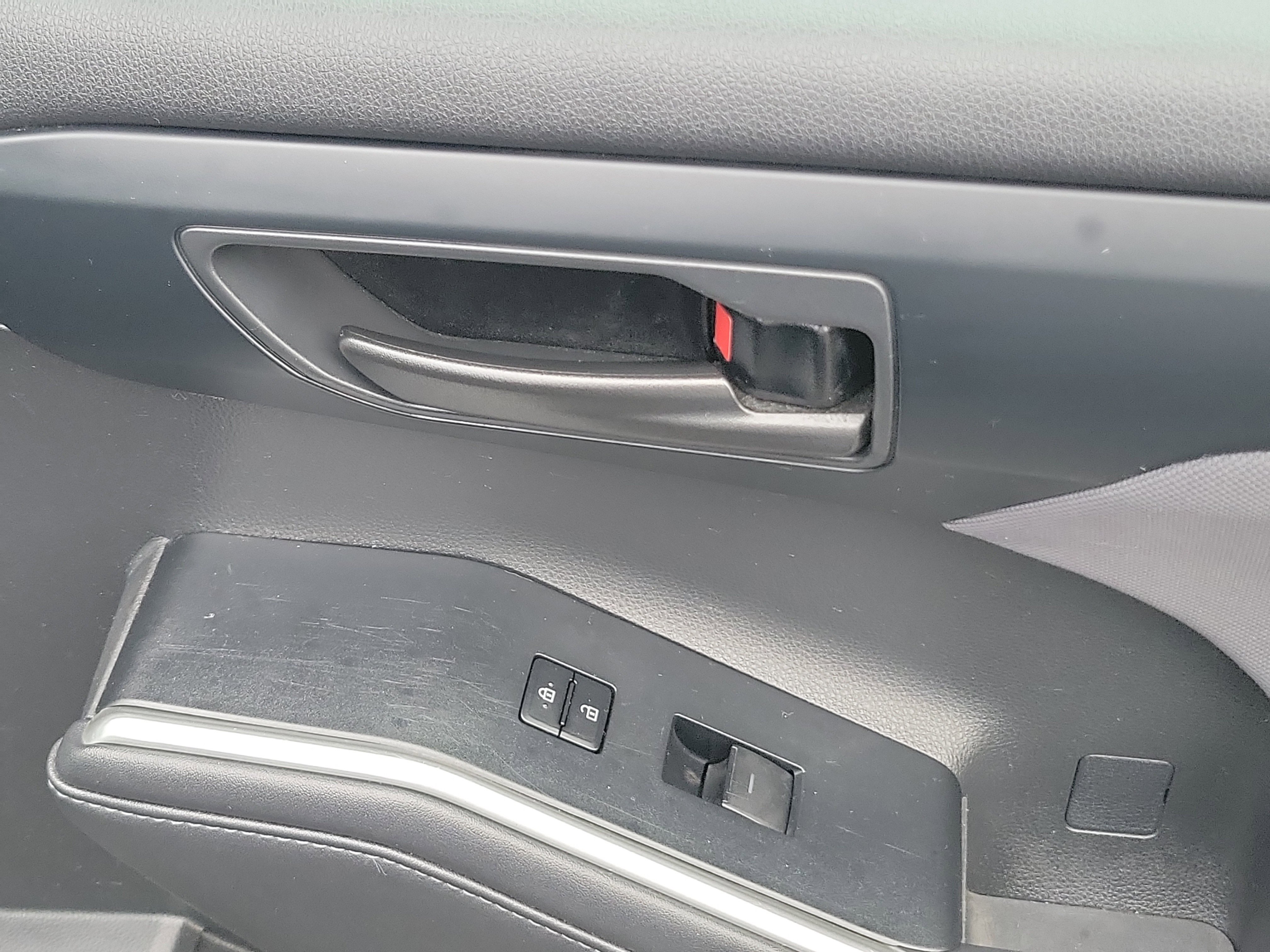 Certified 2020 Toyota Highlander LE image 38