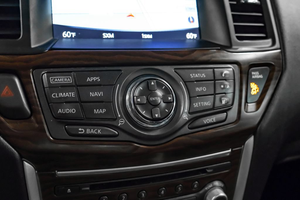 Used 2020 Nissan Pathfinder Platinum FWD image 32