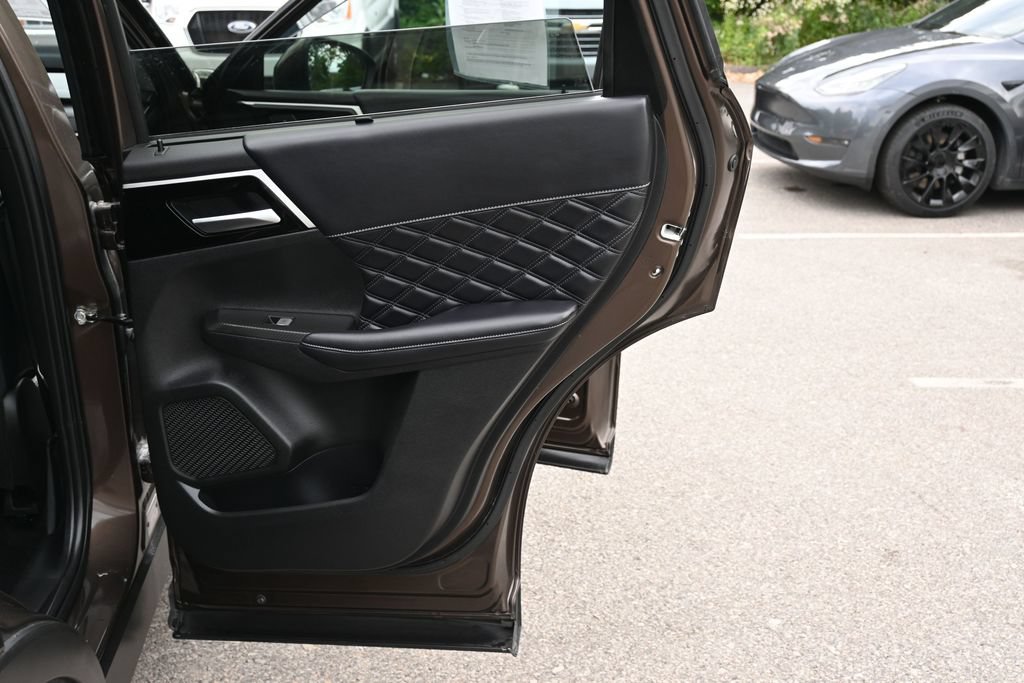 Used 2024 Mitsubishi Outlander SEL Black Edition AWD/4WD image 40