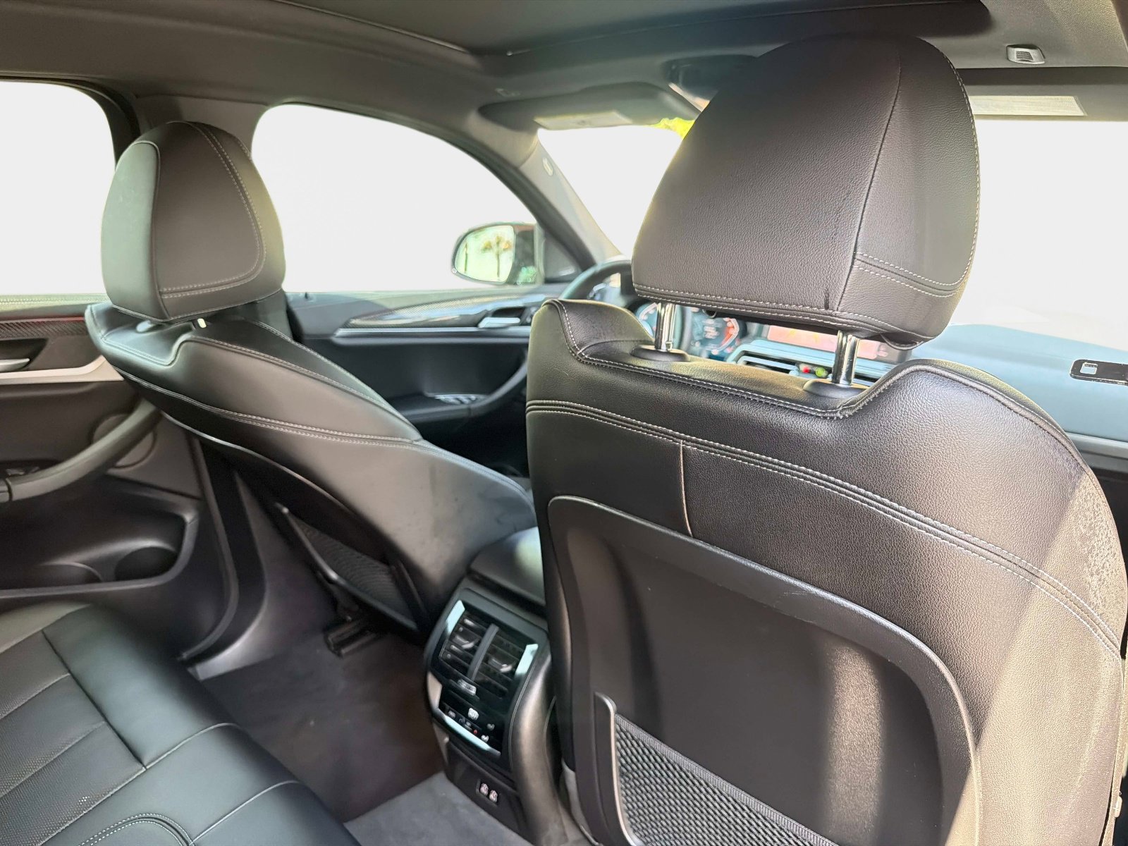 Used 2023 BMW X4 M40i image 28