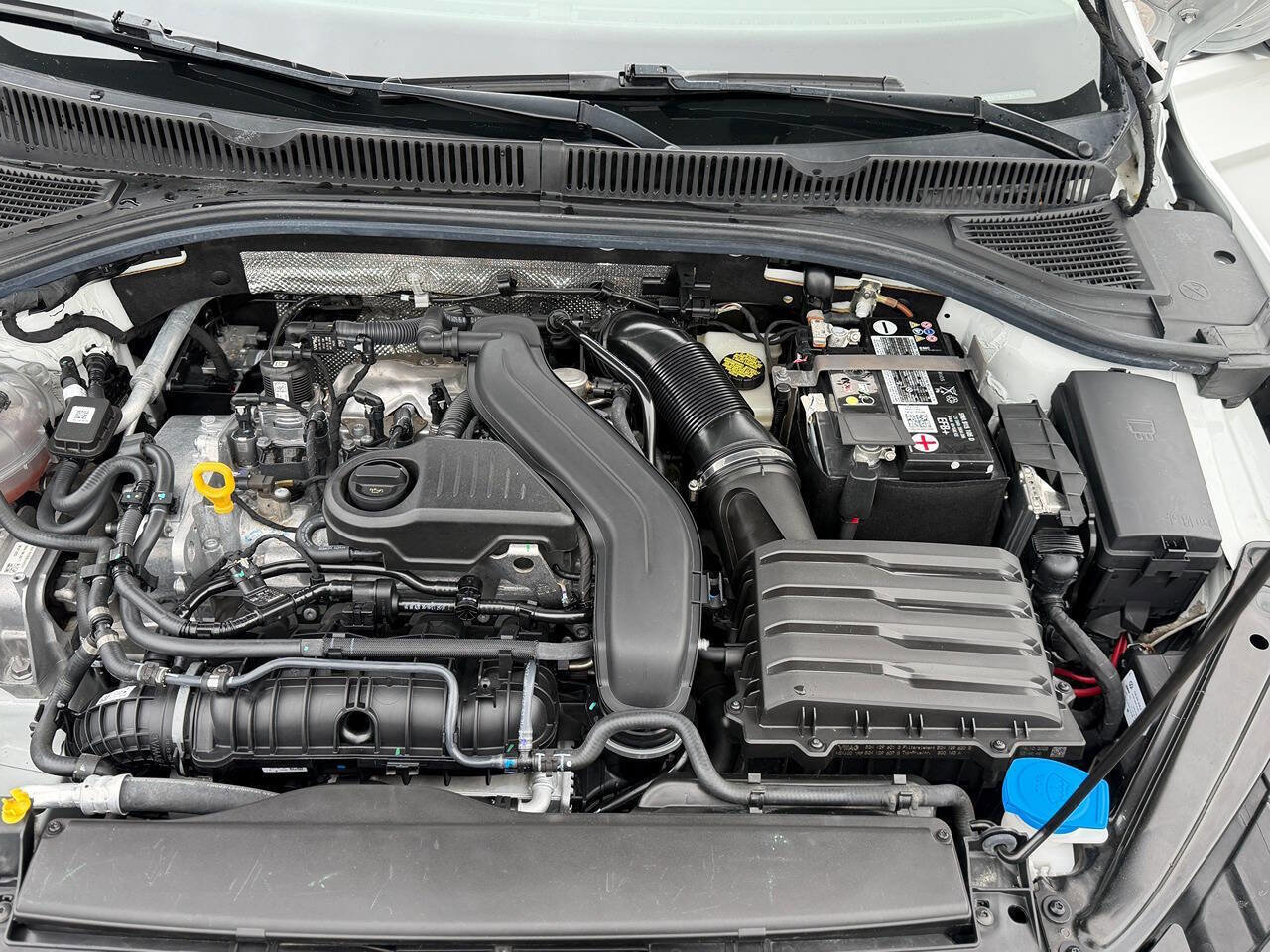 Used 2023 Volkswagen Jetta S image 41