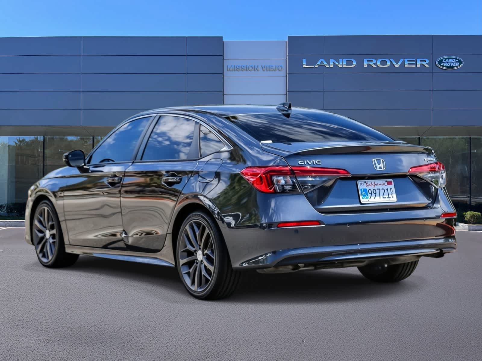 Used 2022 Honda Civic Touring image 6