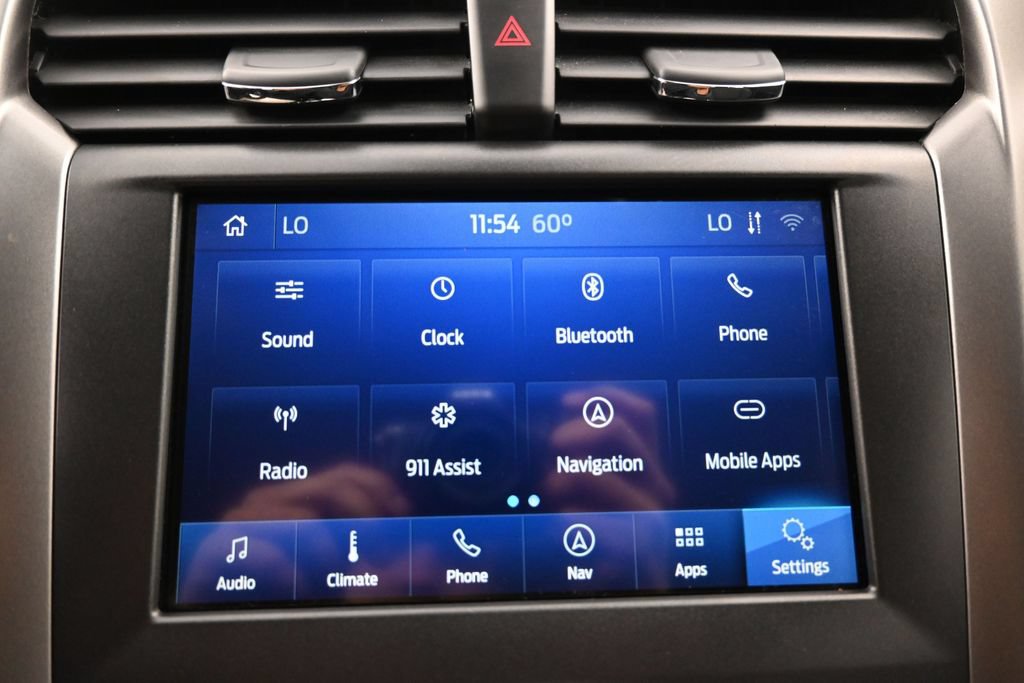 Used 2020 Ford Fusion SE FWD image 16