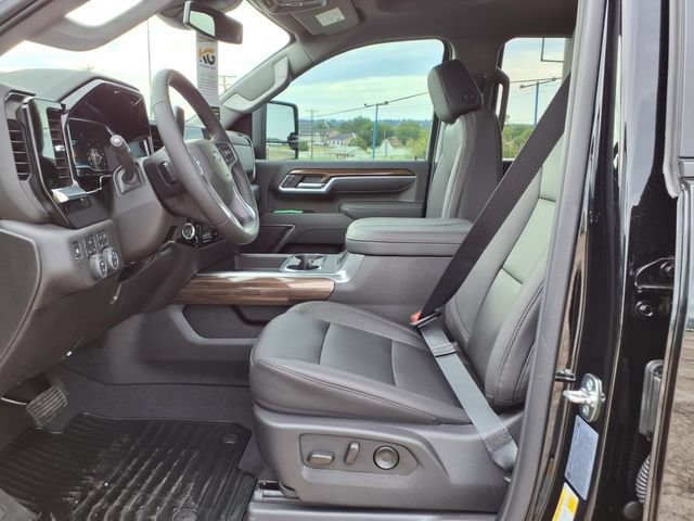 New 2025 Chevrolet Silverado 2500 LT w/ Trail Boss Package AWD/4WD image 15