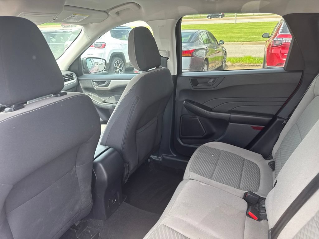 Used 2022 Ford Escape SE w/ SE Sport Appearance Package FWD image 18