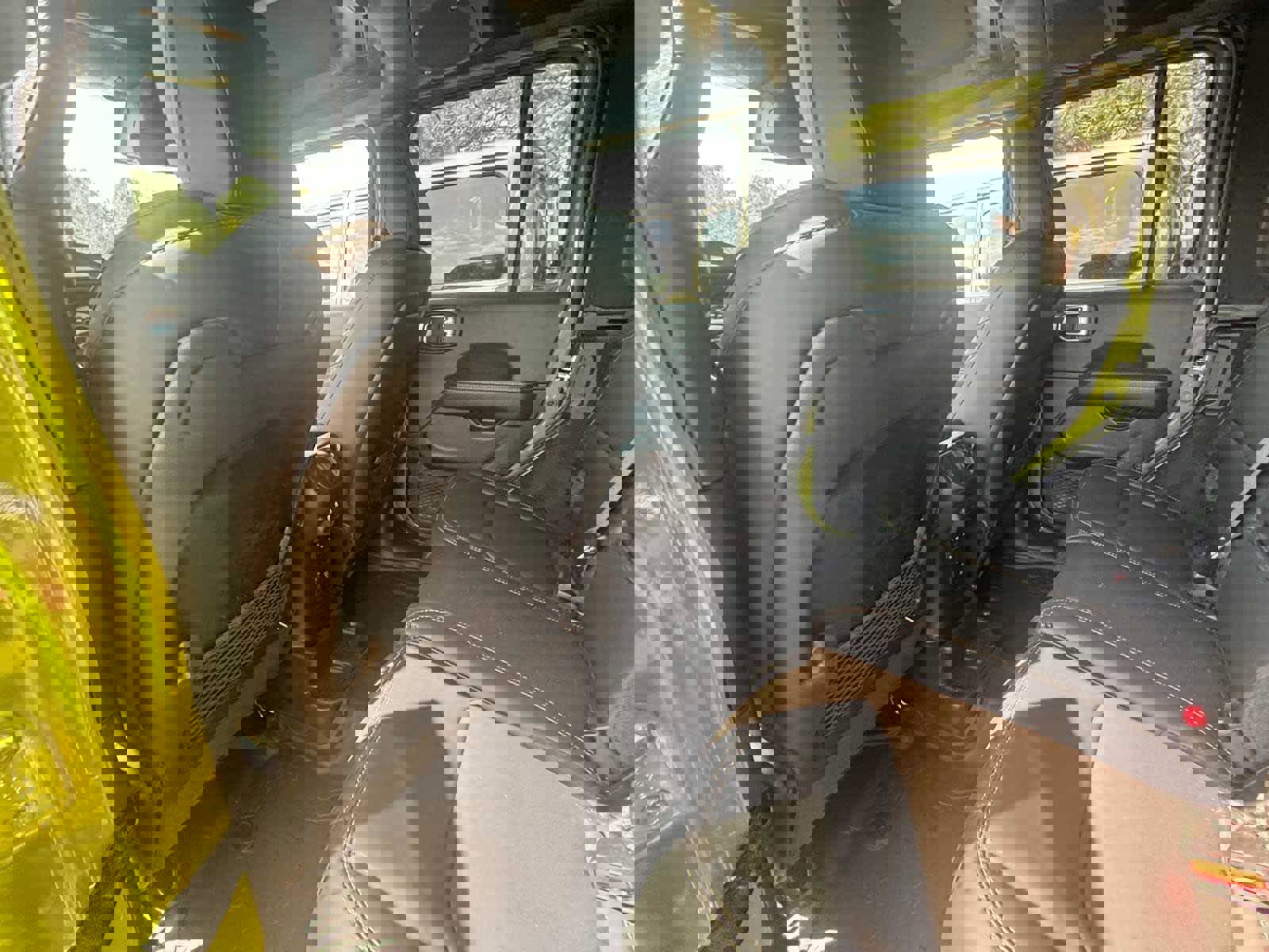 New 2025 Jeep Wrangler Unlimited Rubicon 392 image 26