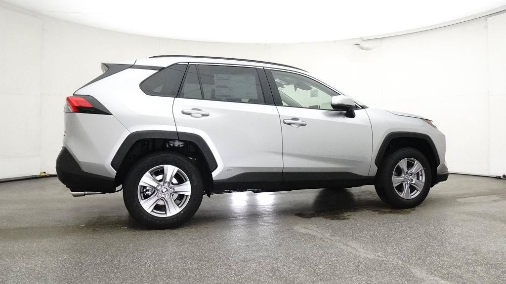 New 2025 Toyota RAV4 XLE AWD/4WD image 29