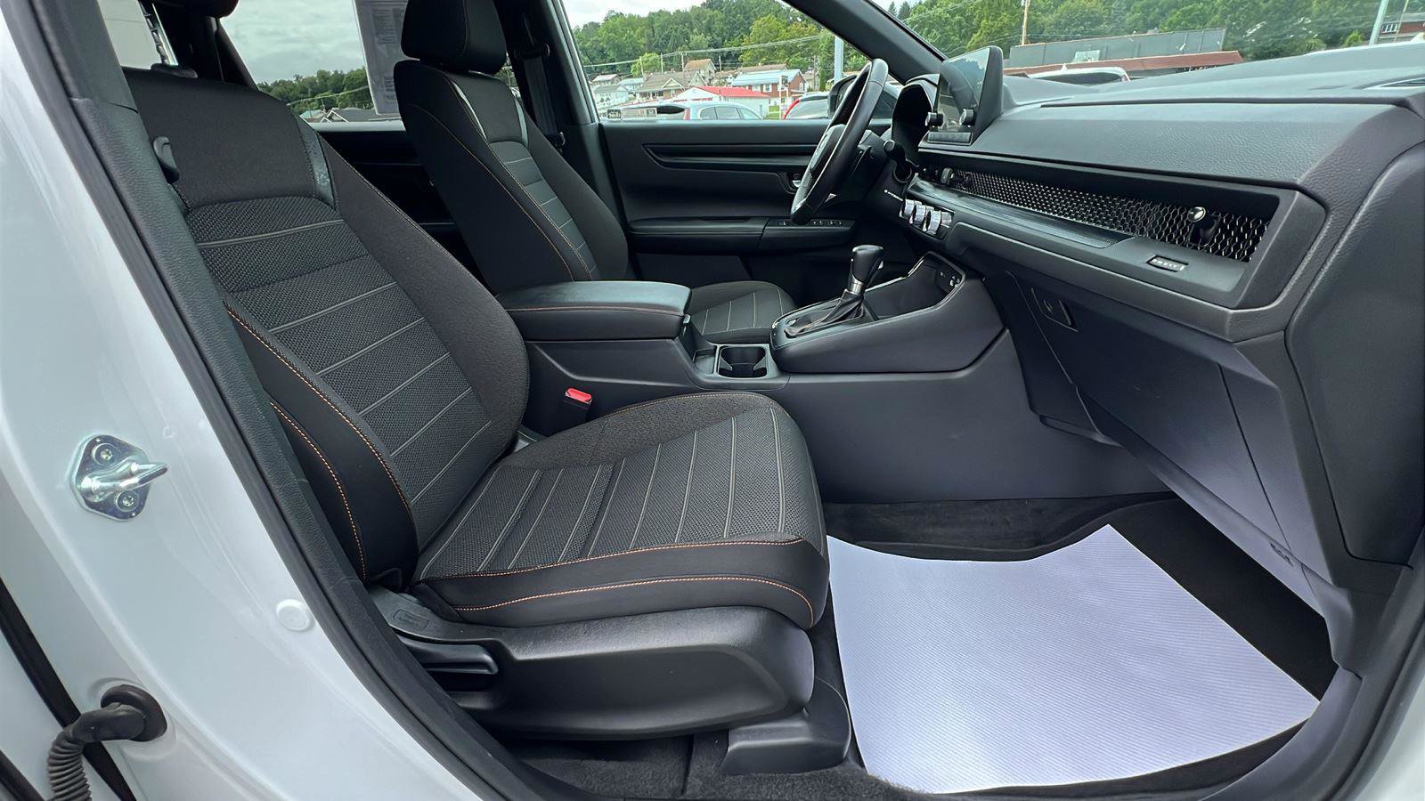 Used 2024 Honda CR-V Sport image 13