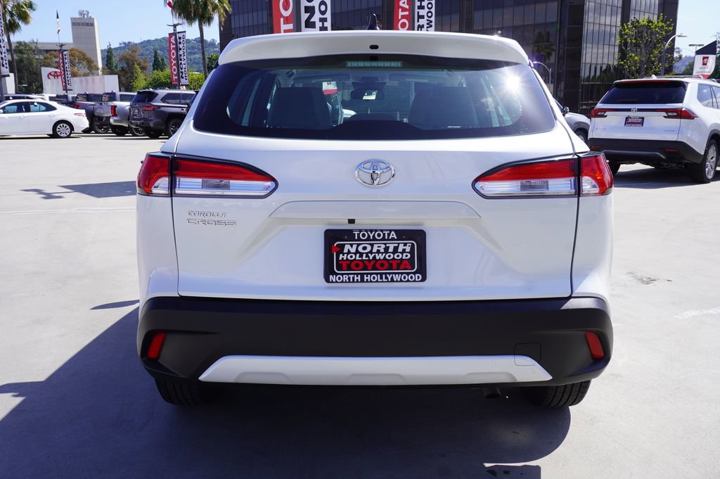 Certified 2024 Toyota Corolla Cross L FWD image 6