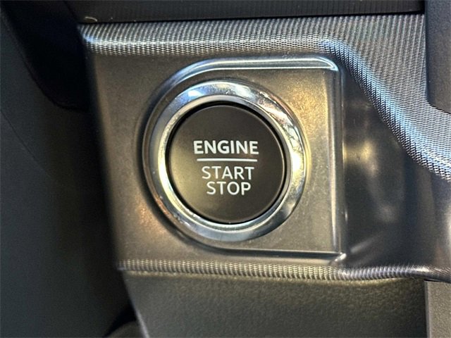 Used 2024 Ford F150 Lariat w/ FX4 Off-Road Package image 15