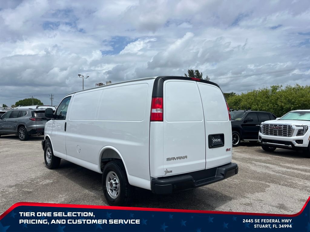 New 2026 GMC Savana 2500 RWD image 5