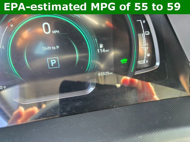 Used 2022 Hyundai Ioniq SE image 3