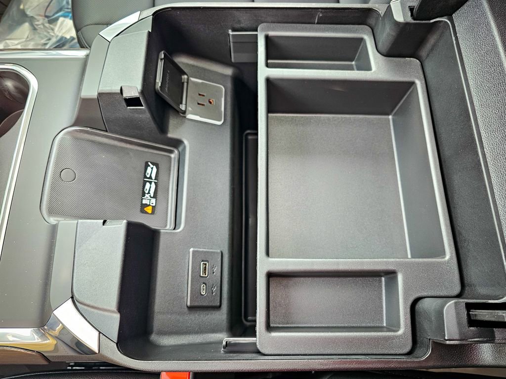 New 2026 GMC Sierra 2500 SLT w/ Max Trailering Package image 30