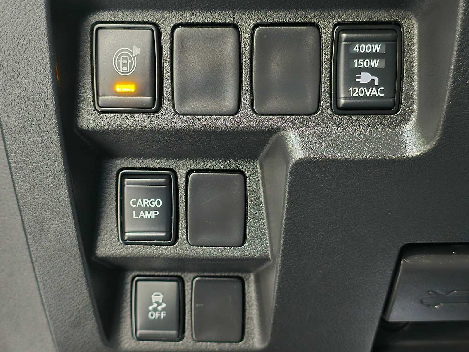 Used 2024 Nissan Frontier SV w/ SV Convenience Package RWD image 17