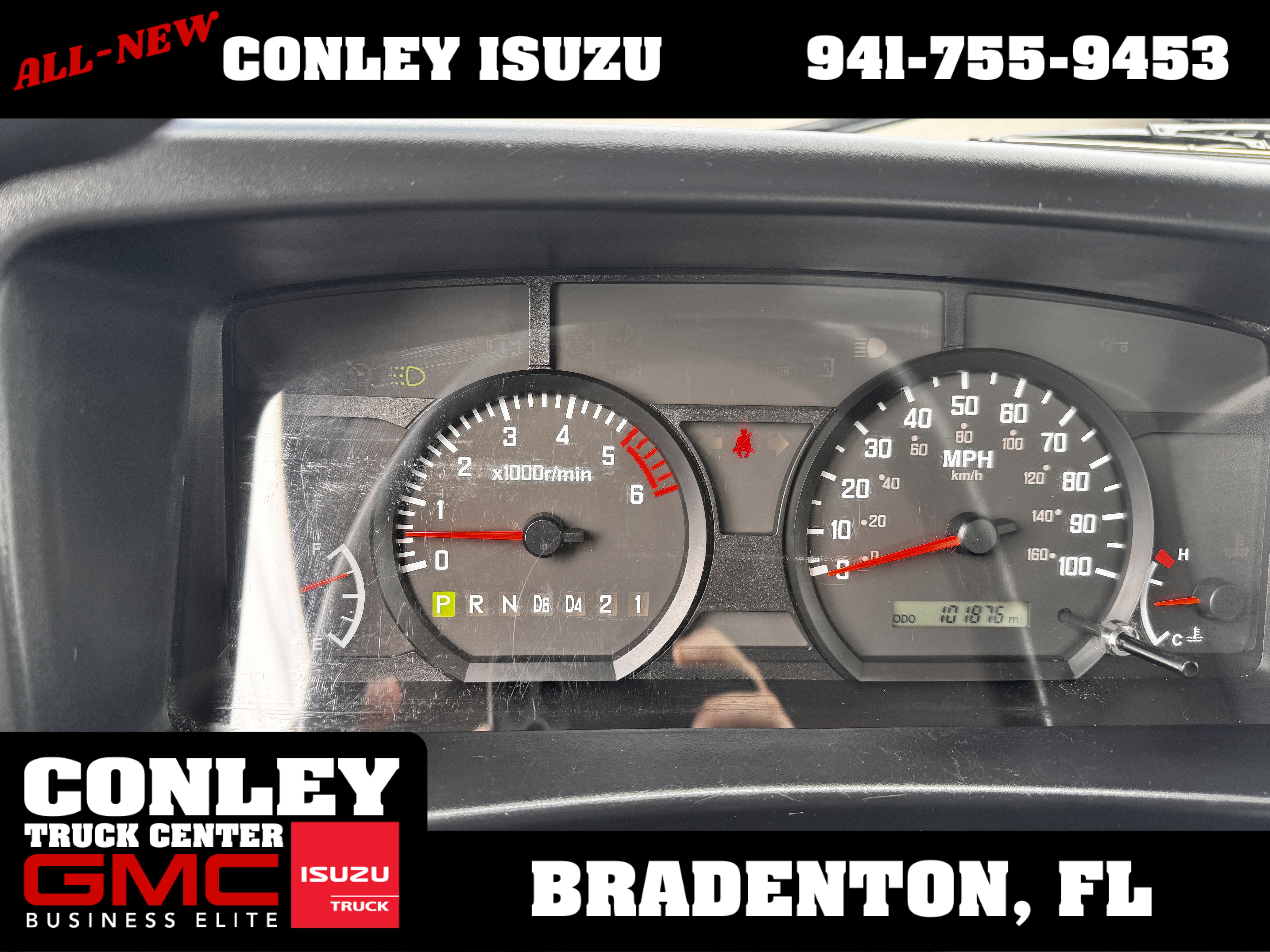 Used 2024 Isuzu NPR RWD image 8