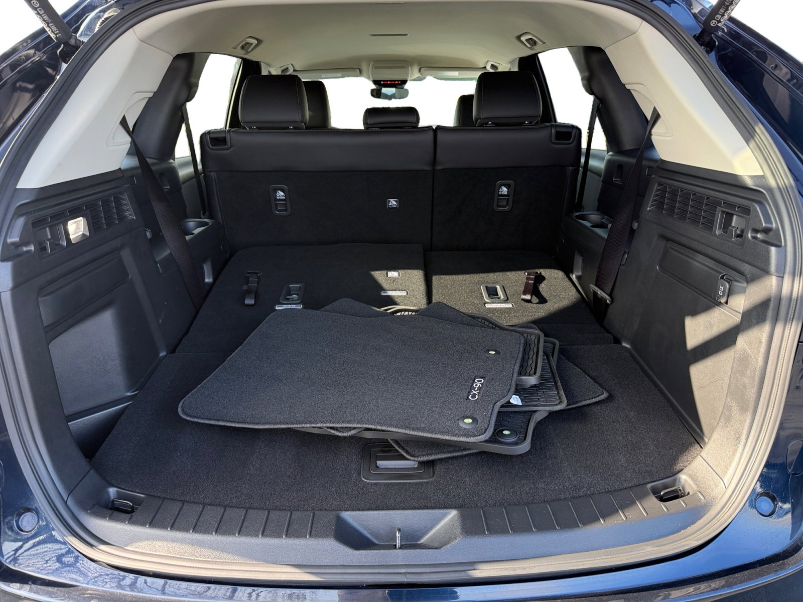 Certified 2025 MAZDA CX-90 3.3 Turbo w/ Select Package image 17