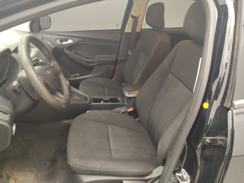 Used 2018 Ford Focus SE image 17
