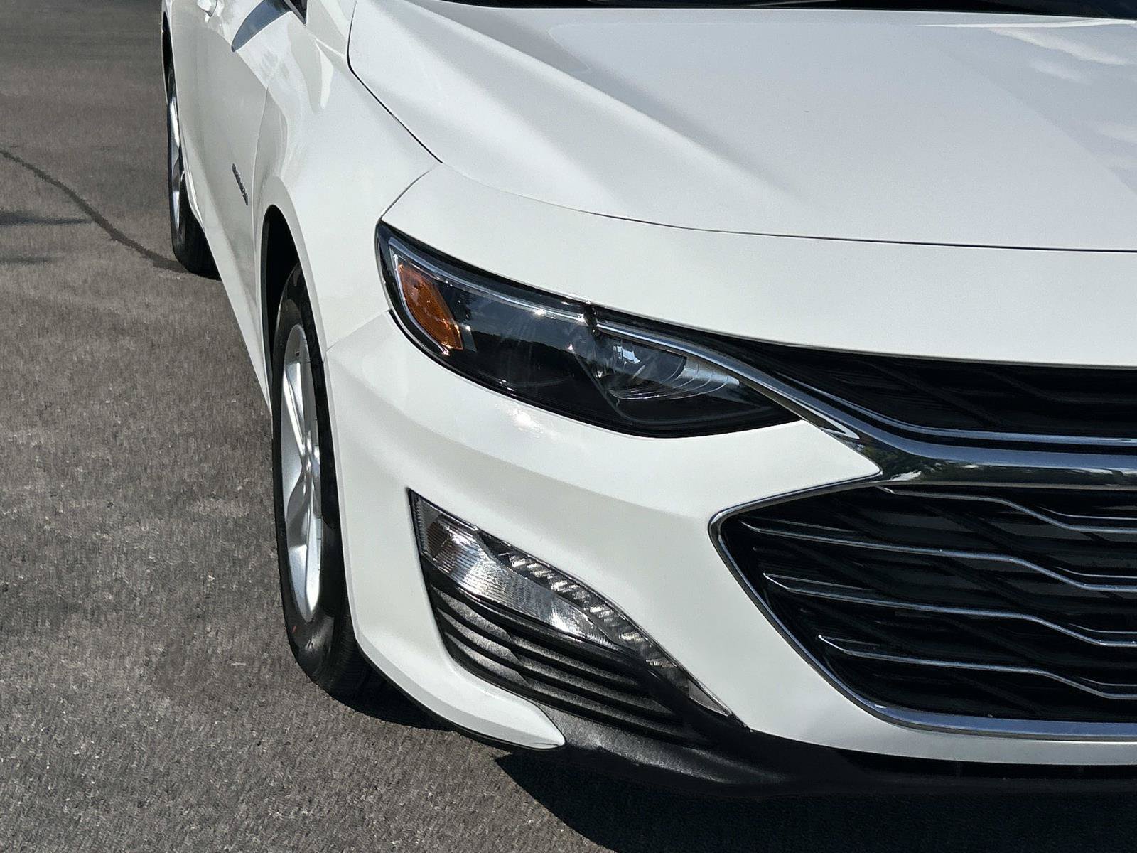 Used 2024 Chevrolet Malibu LT FWD image 11