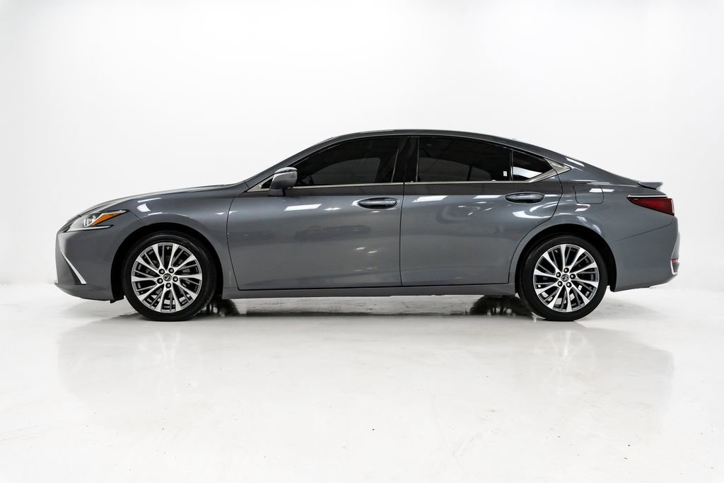 Used 2020 Lexus ES 300h 300h w/ Premium Package image 25