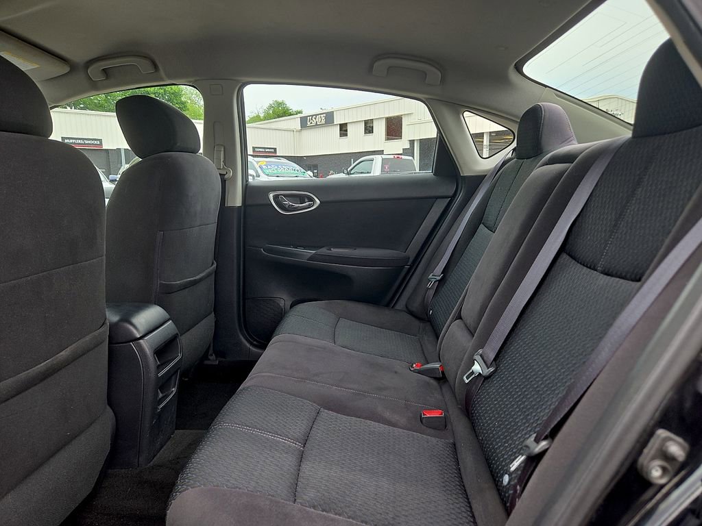 Used 2014 Nissan Sentra SR FWD image 12