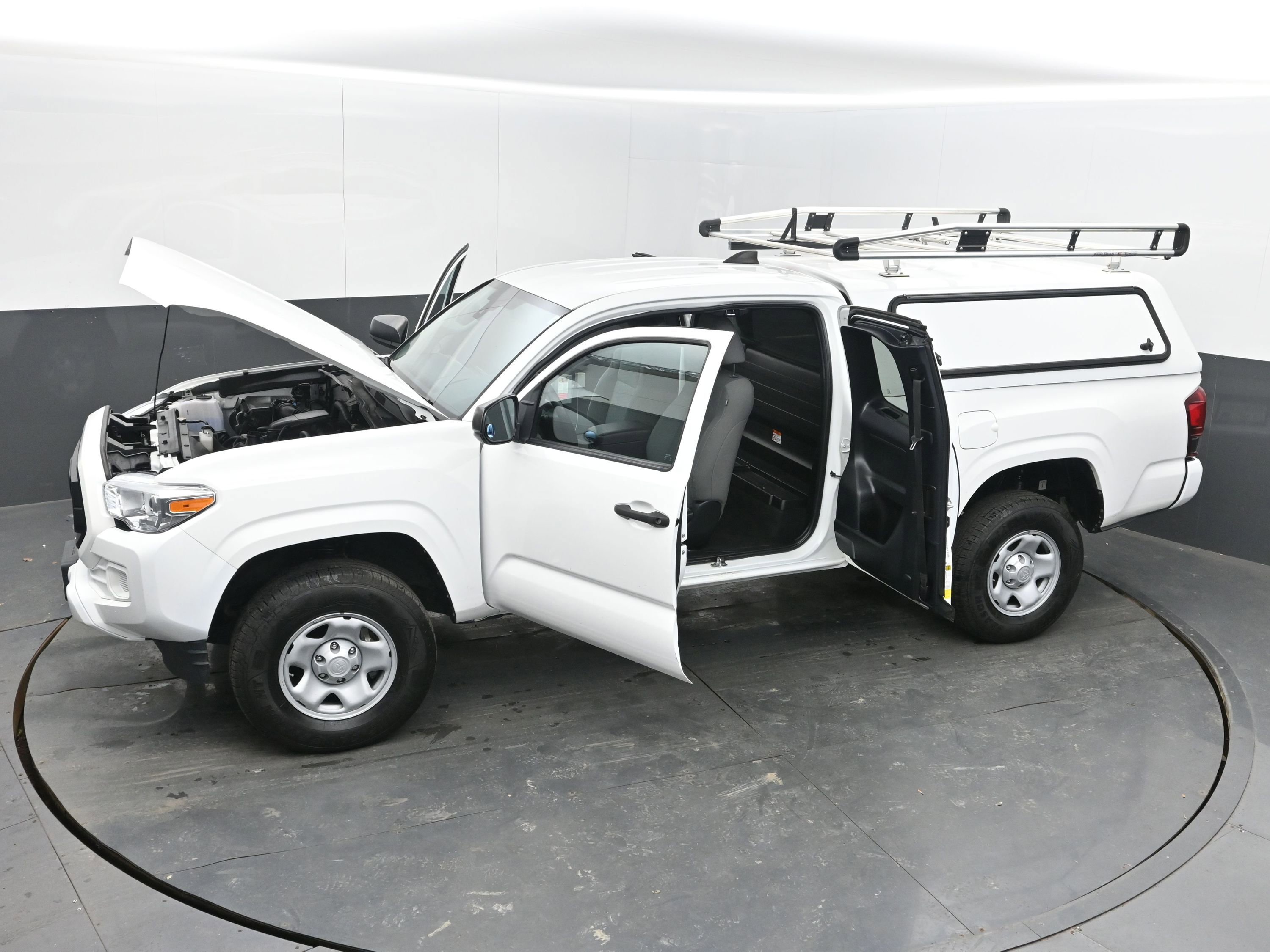 Used 2022 Toyota Tacoma SR image 43