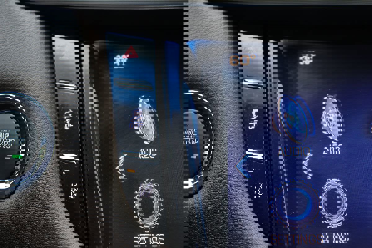 Used 2014 Cadillac XTS Premium image 20