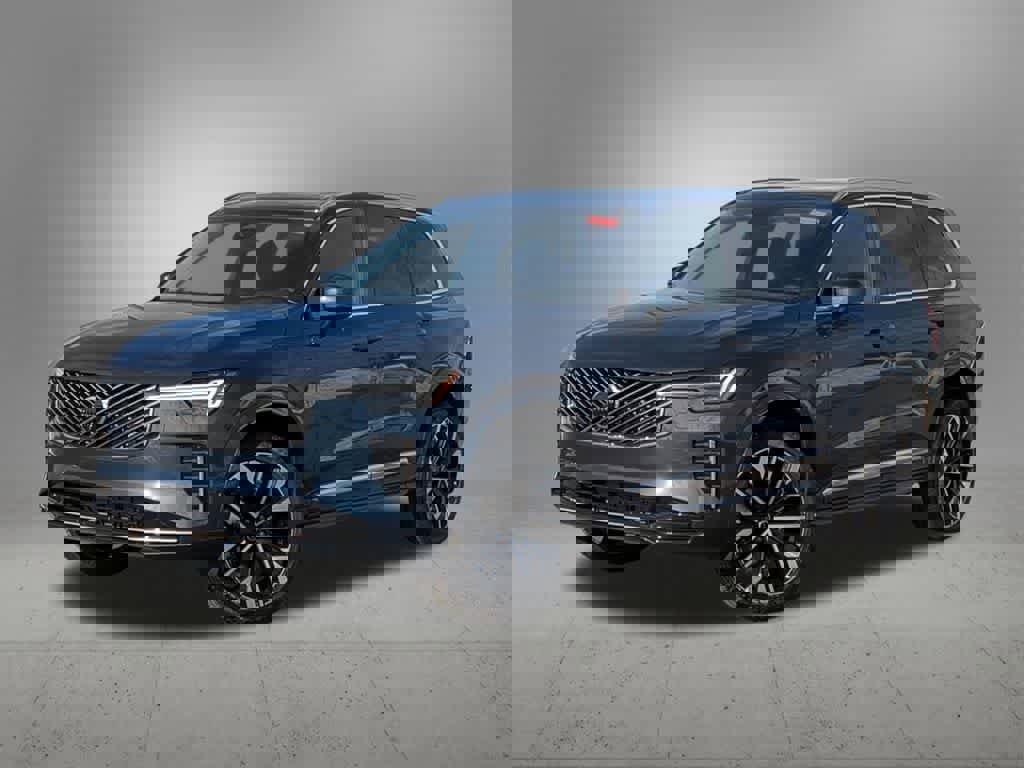 New 2026 Volvo XC90 B5 Plus w/ Protection Package Premier video 1